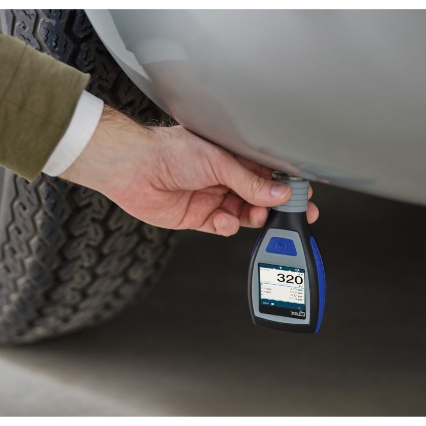 QNix5500塗層測厚儀測量汽車塗層