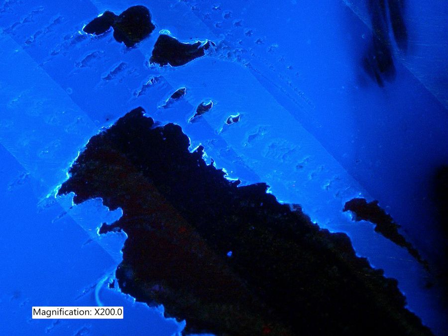 熒光適配器用於檢查電路板塗層