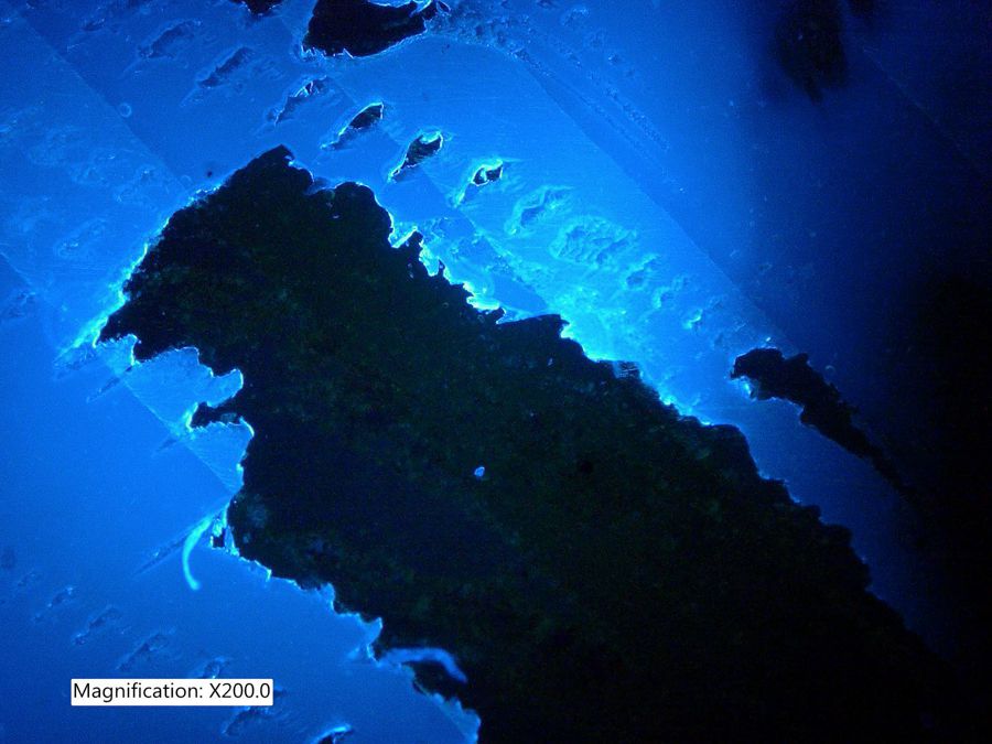 熒光適配器用於檢查電路板塗層