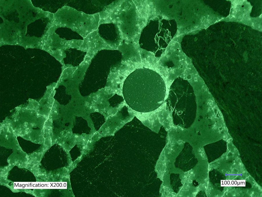 熒光適配器用於混凝土薄片分析
